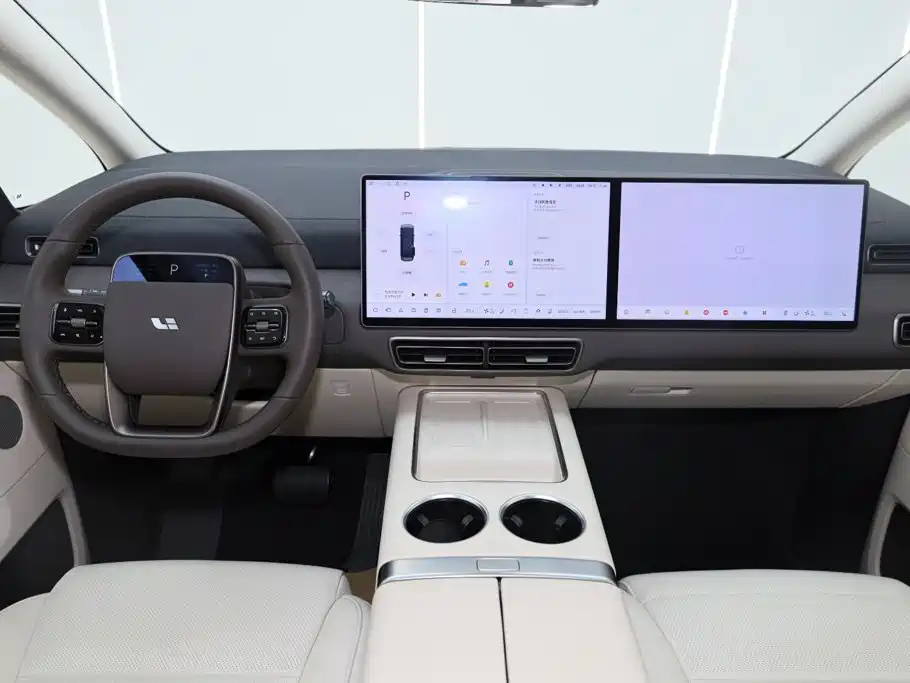 Li Auto Li MEGA — миниатюра 22