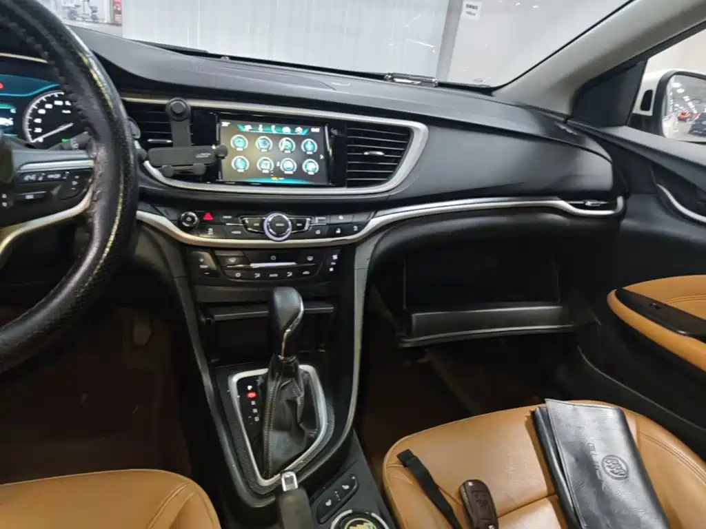 Buick Excelle — миниатюра 13