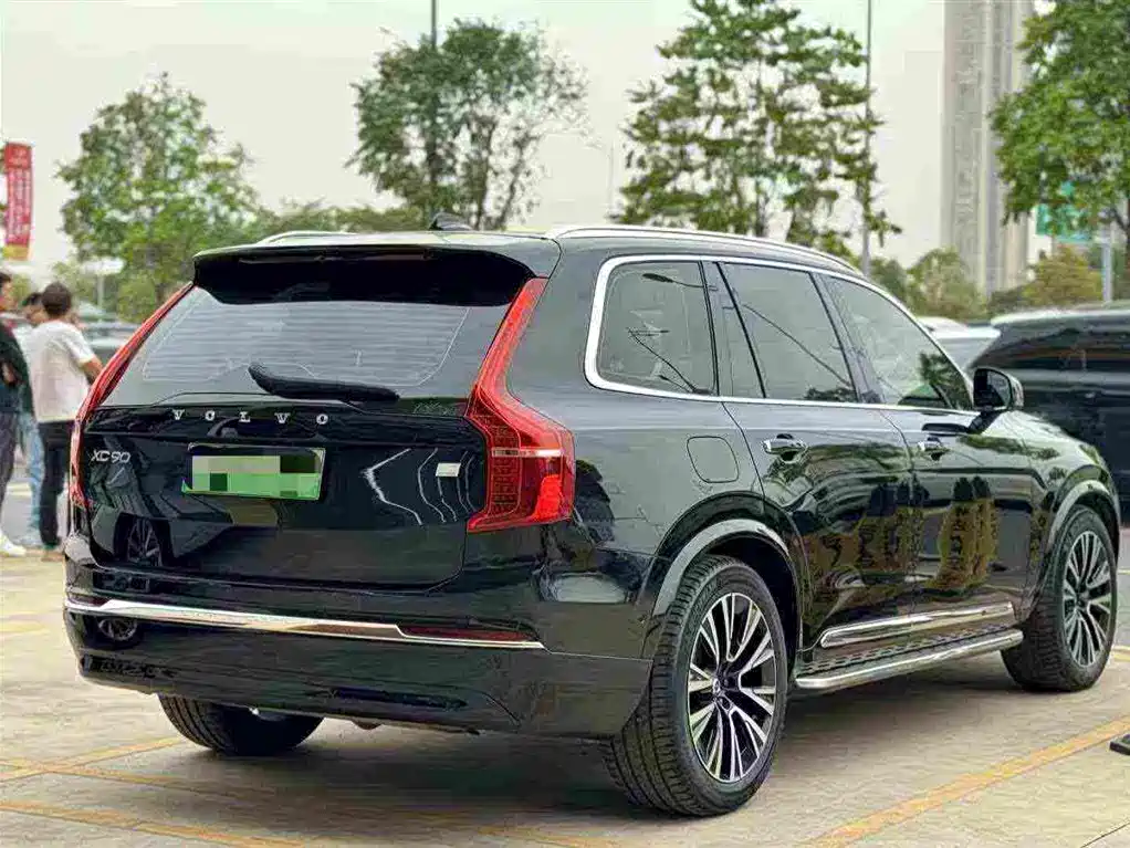 Volvo XC90 PHEV — миниатюра 2