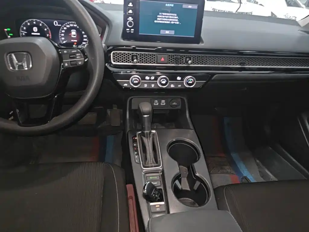Honda Civic — миниатюра 13