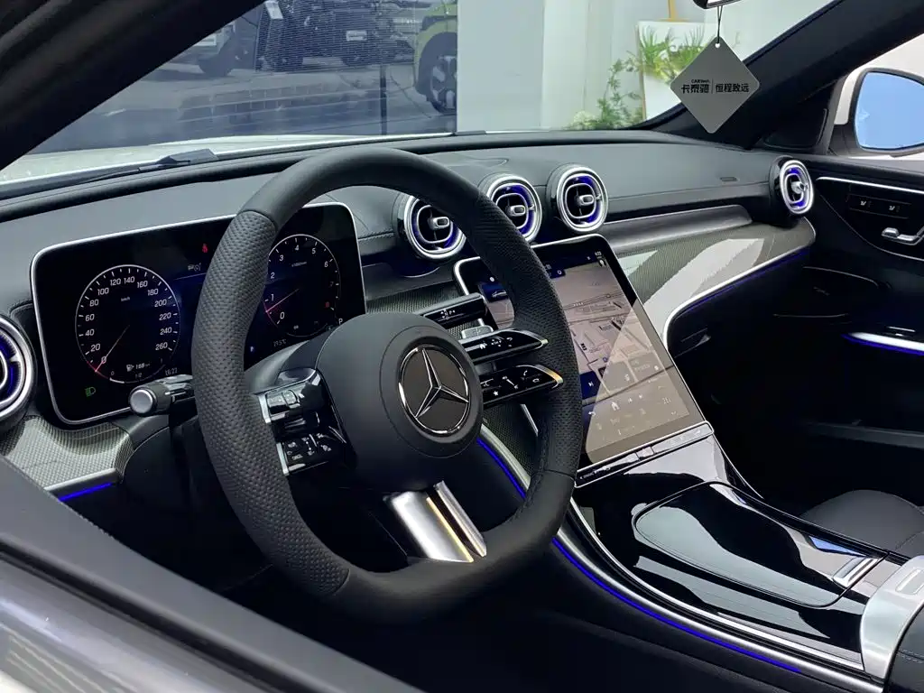 Mercedes-Benz C-Class — миниатюра 28
