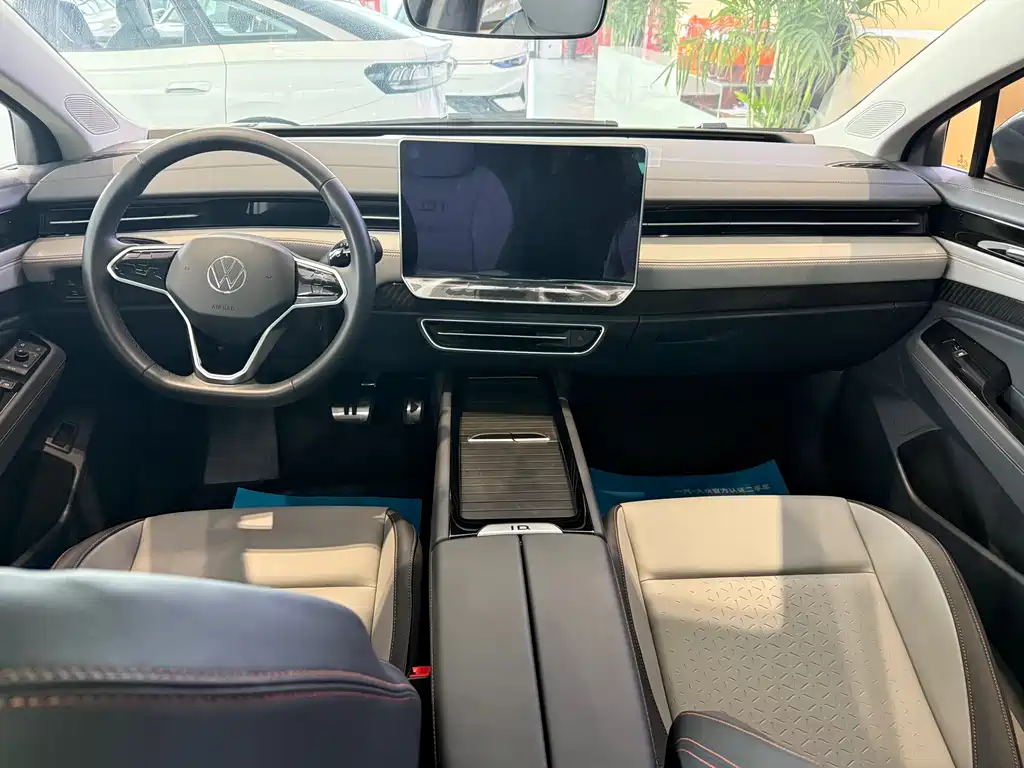 VOLKSWAGEN ID.7 VIZZION