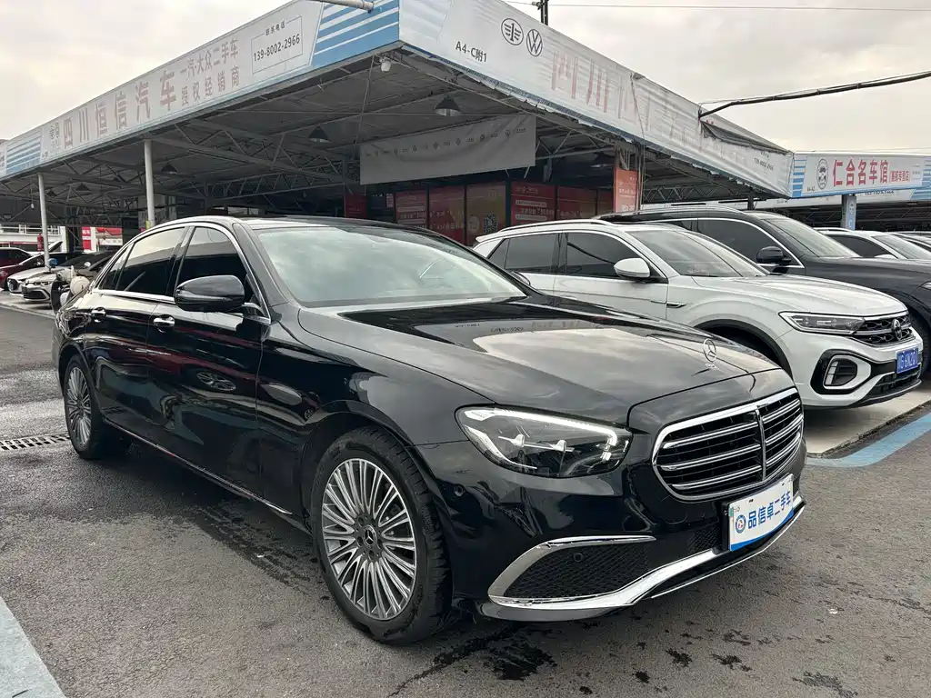 MERCEDES-BENZ E CLASS