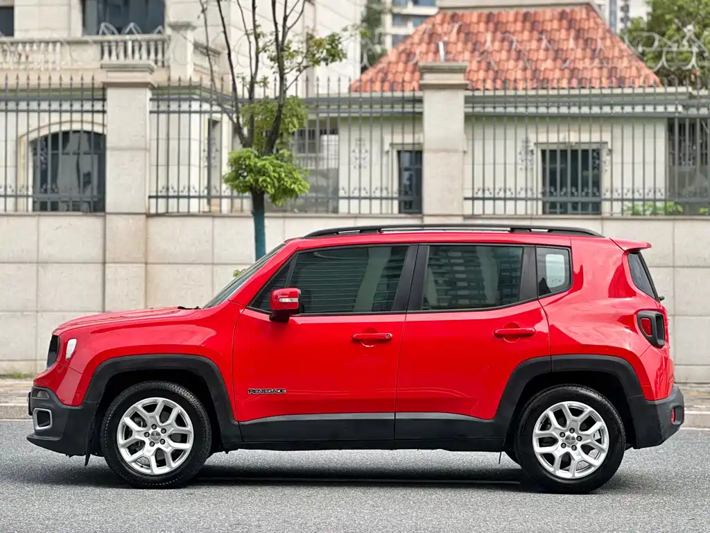 Jeep Renegade — миниатюра 4