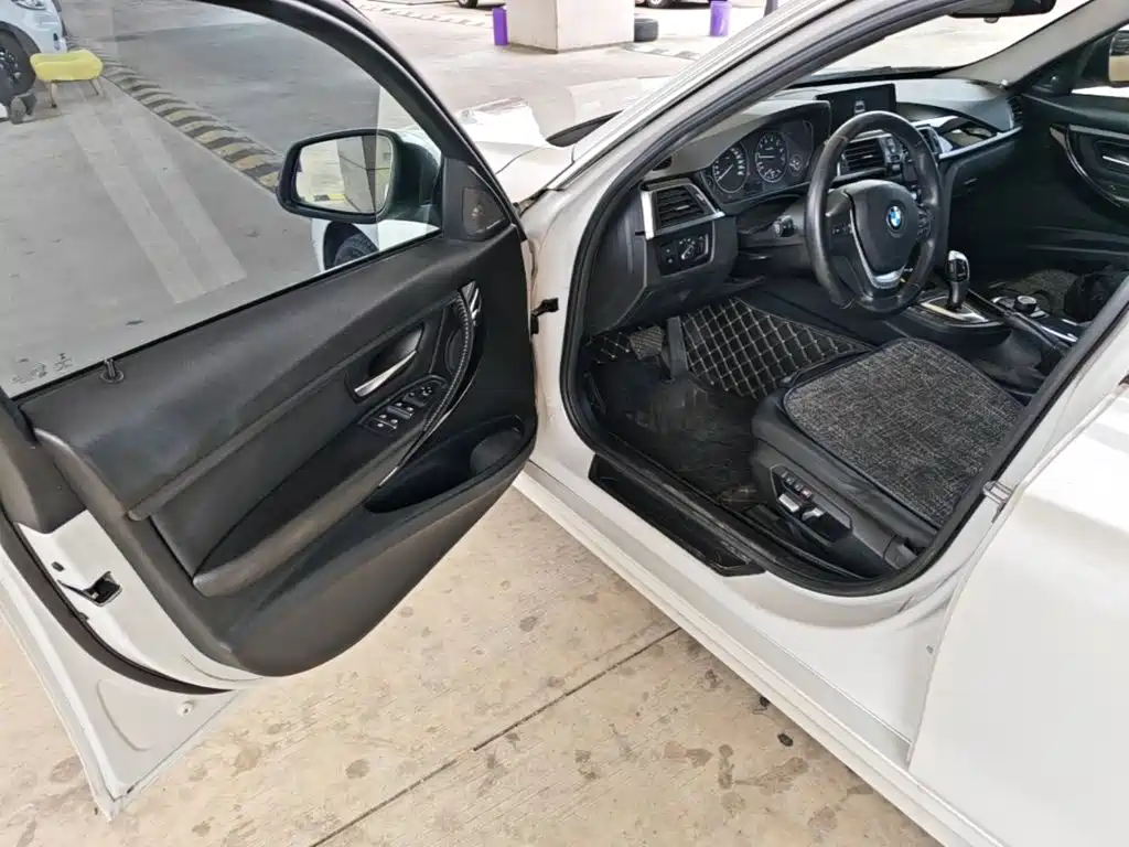 BMW 3 Series — миниатюра 16