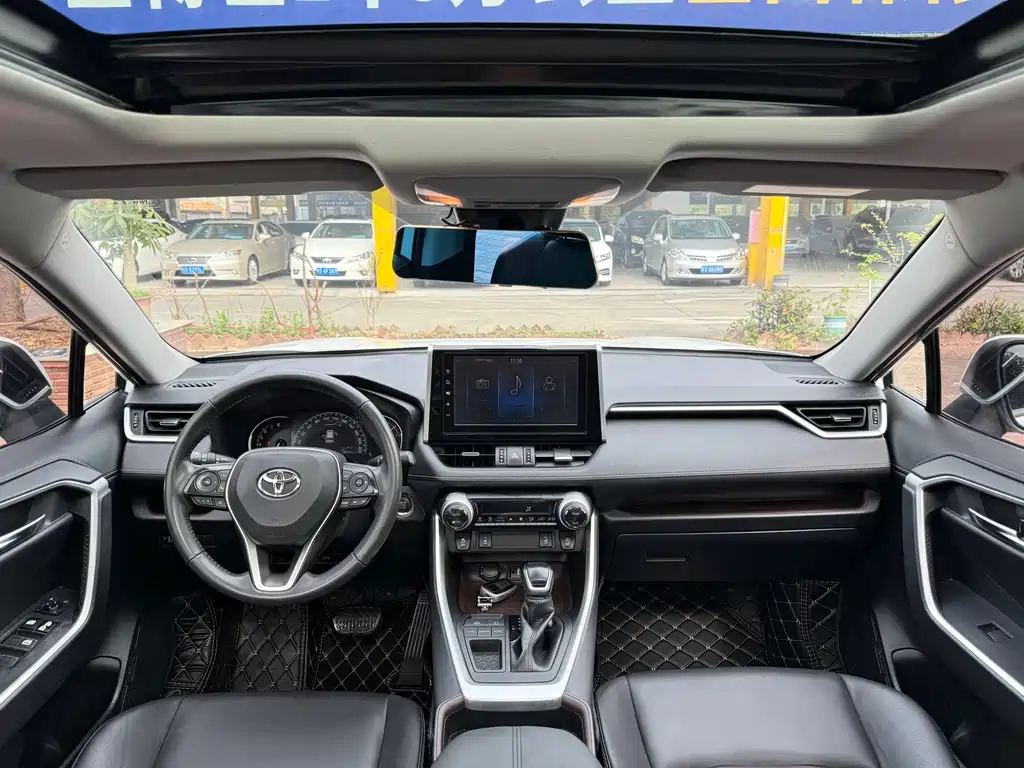 TOYOTA RAV4 RONGFANG