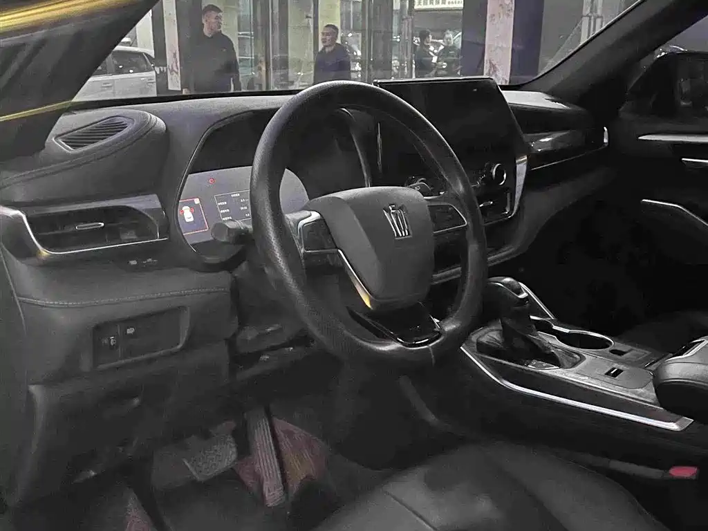 Toyota Crown Kluger — миниатюра 7
