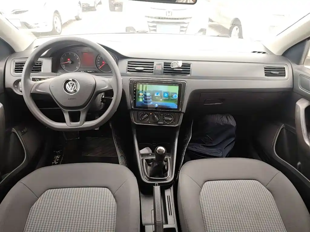 Volkswagen Santana — миниатюра 10
