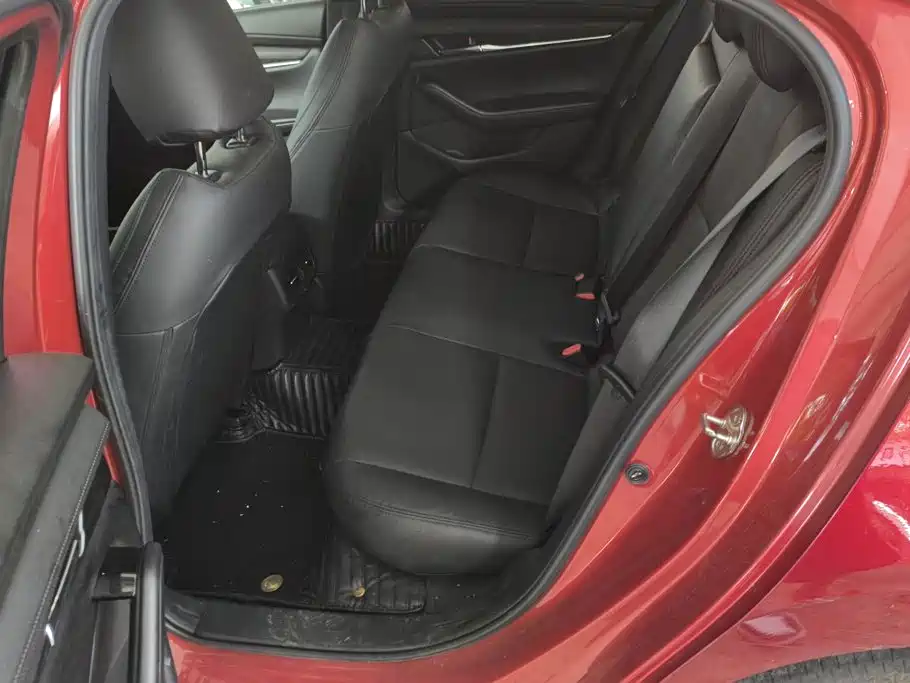 Mazda 3 Axela — миниатюра 11