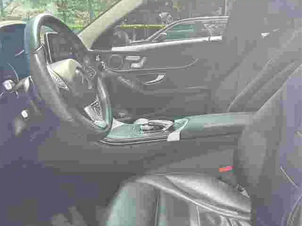 Mercedes-Benz C-Class — миниатюра 6