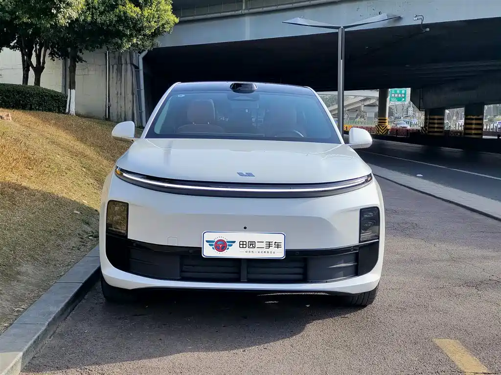 Li Auto IDEAL L6