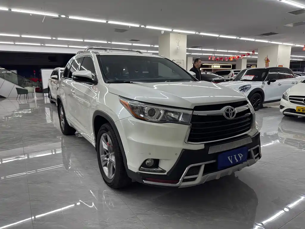 Toyota Highlander — миниатюра 3