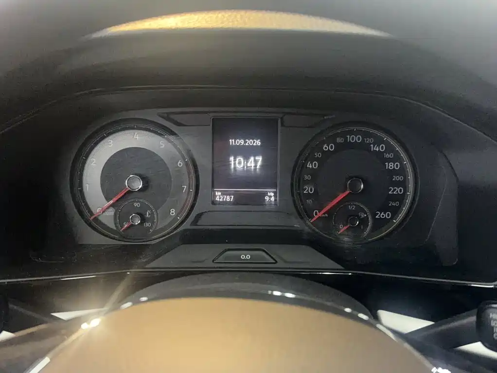 Volkswagen Lavida — миниатюра 5