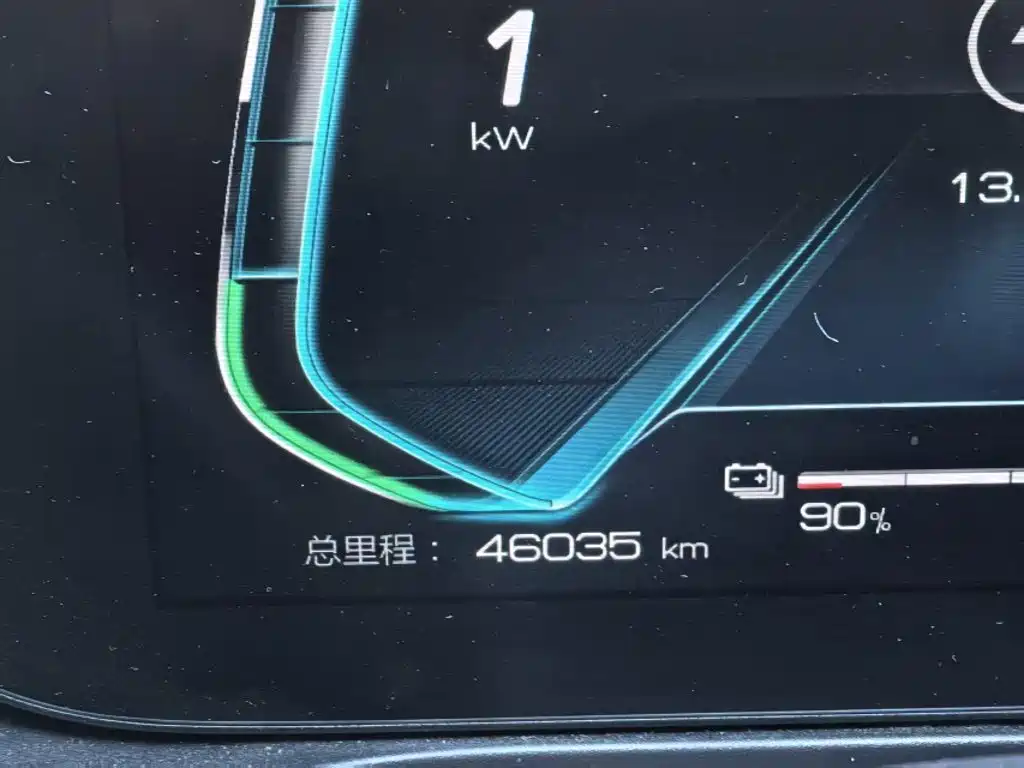 BYD Qin Pro NEV — миниатюра 4