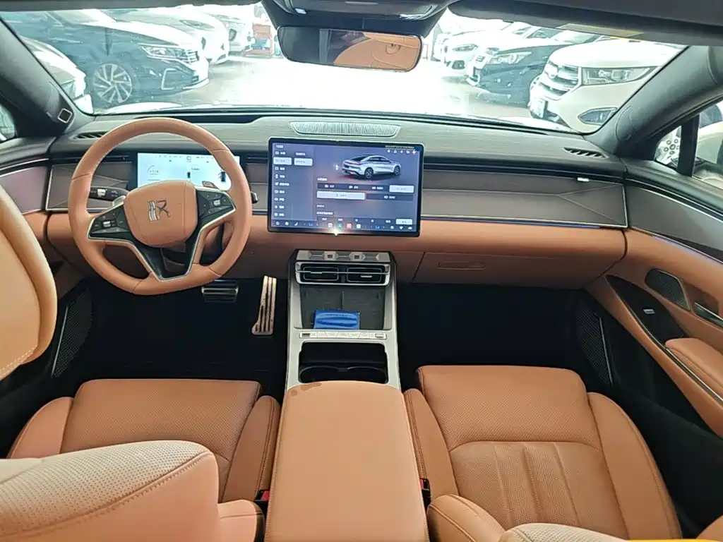 BYD Han L 2025 EV Flagship