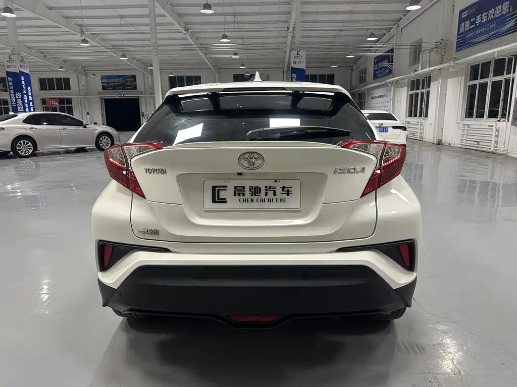 Toyota IZOA — миниатюра 5