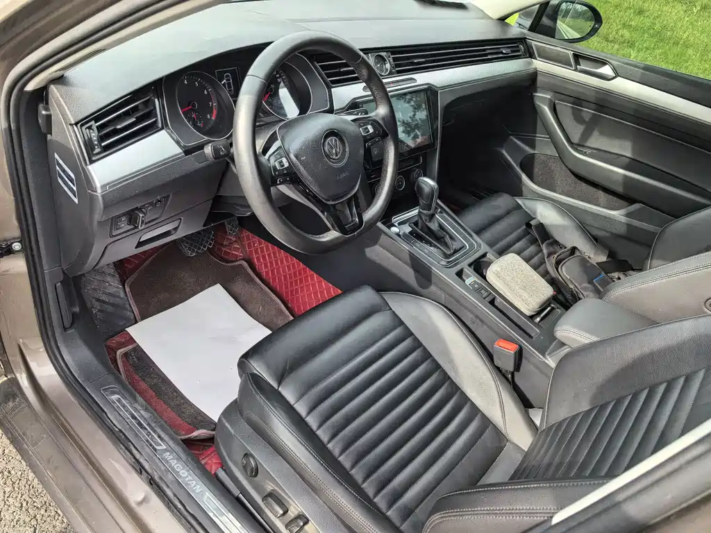 Volkswagen Magotan 2017 330TSI DSG Lead