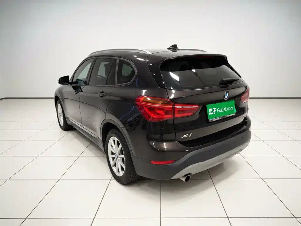 BMW X1 — миниатюра 4