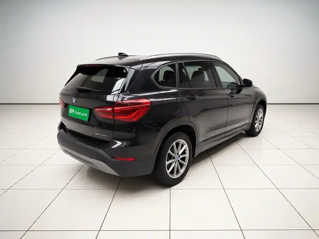 BMW X1 — миниатюра 6