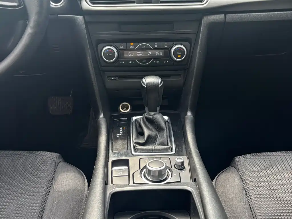 Mazda 3 Axela — миниатюра 8
