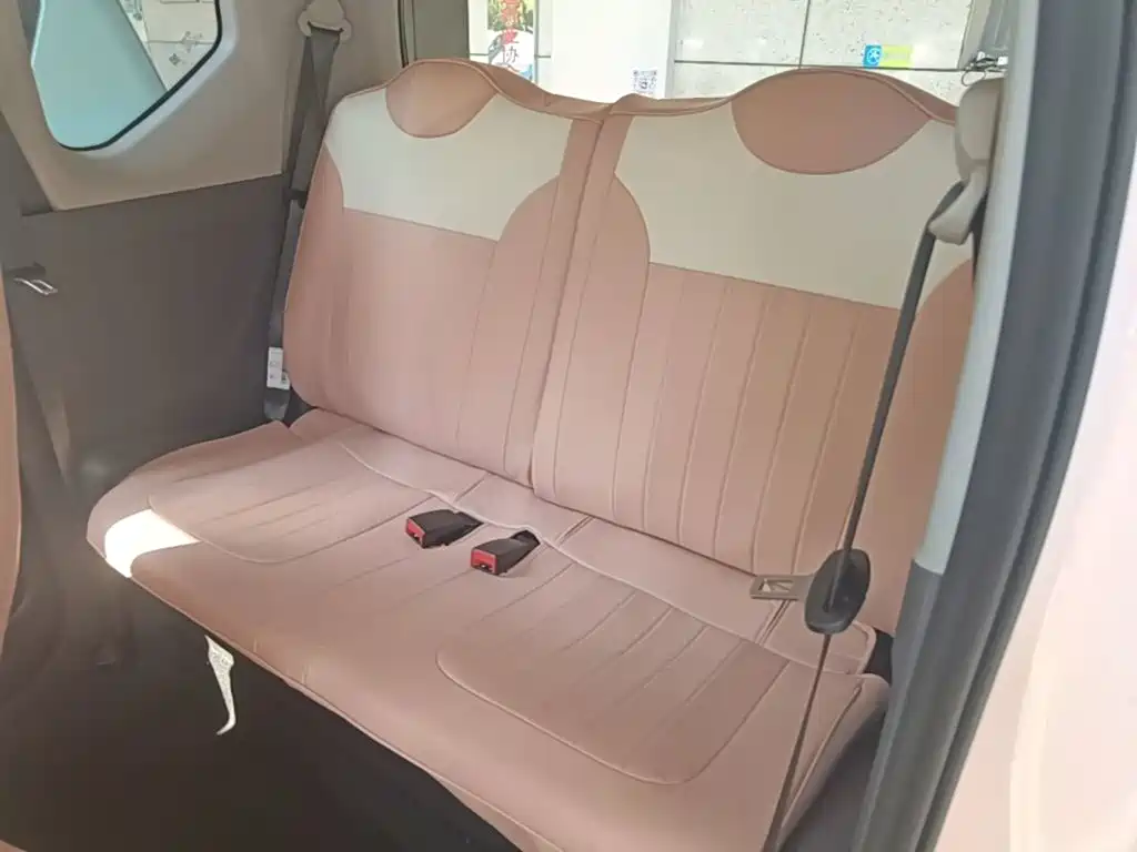 Wuling MINIEV — миниатюра 17