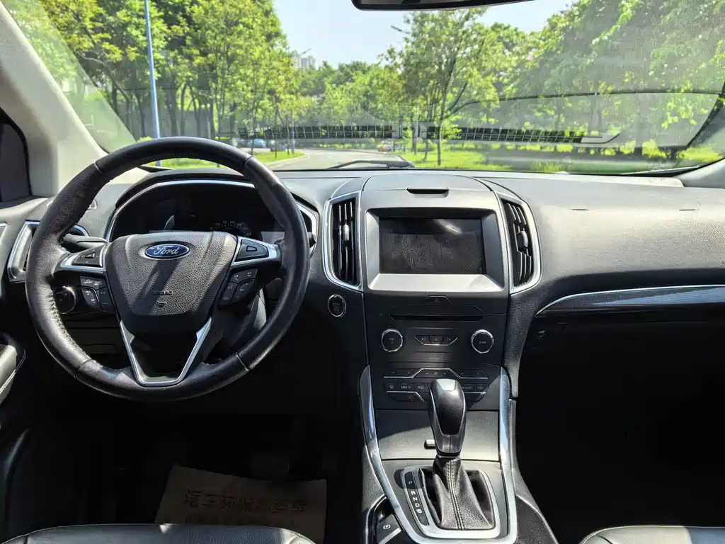 Ford Edge — миниатюра 13