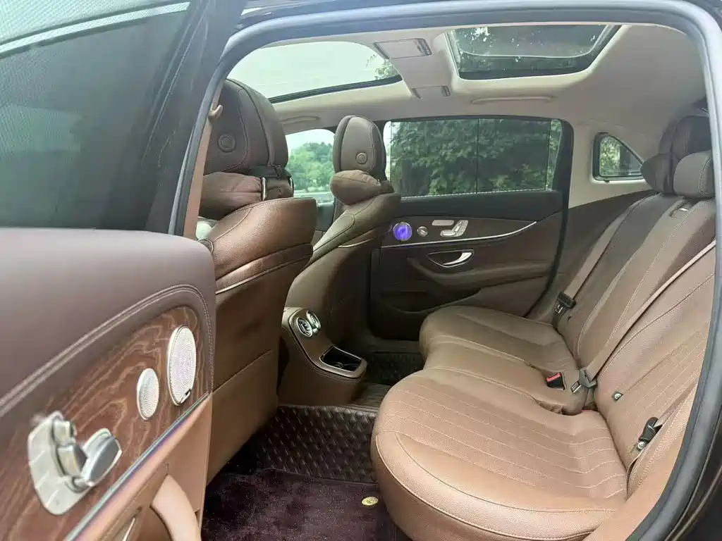 Mercedes-Benz E-Class E 2023 E 300 L Luxury