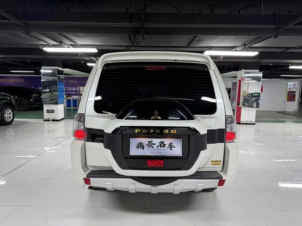 Mitsubishi V97 2020 3.8L