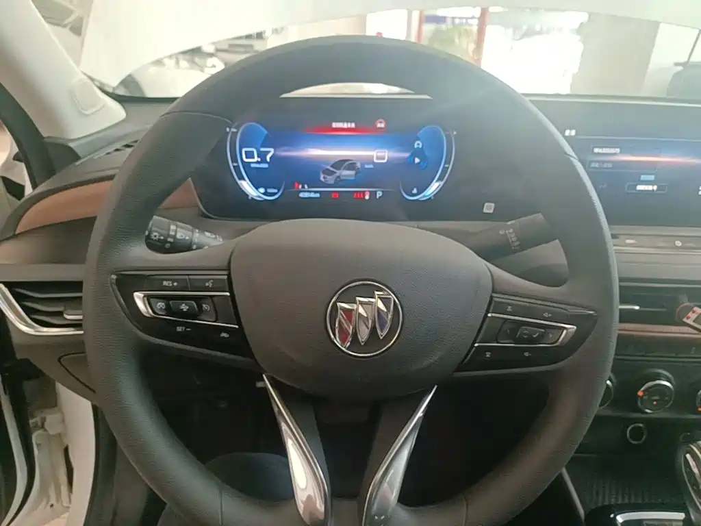 Buick Verano — миниатюра 11