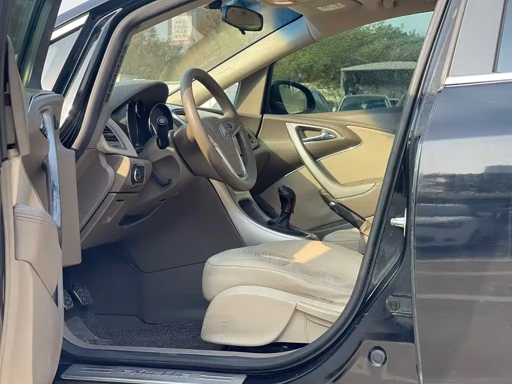 Buick Excelle 2012 GT 1.6L AT Fashion
