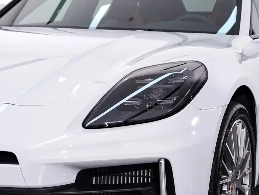 Porsche Panamera — миниатюра 10