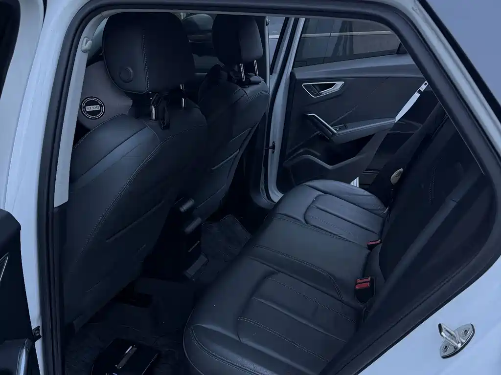 Audi Q2L — миниатюра 9