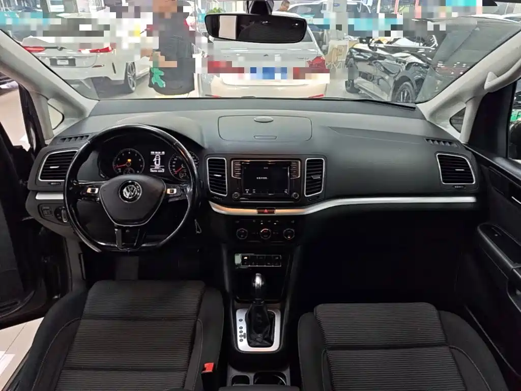 Volkswagen Sharan — миниатюра 10