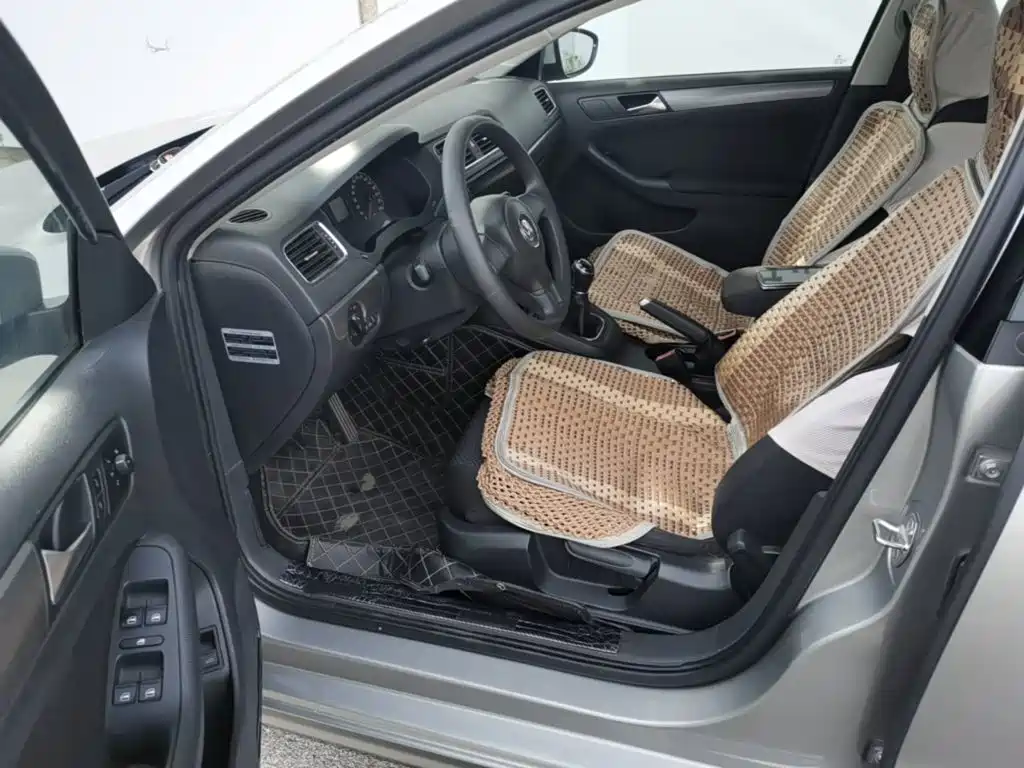 Volkswagen Sagitar — миниатюра 16