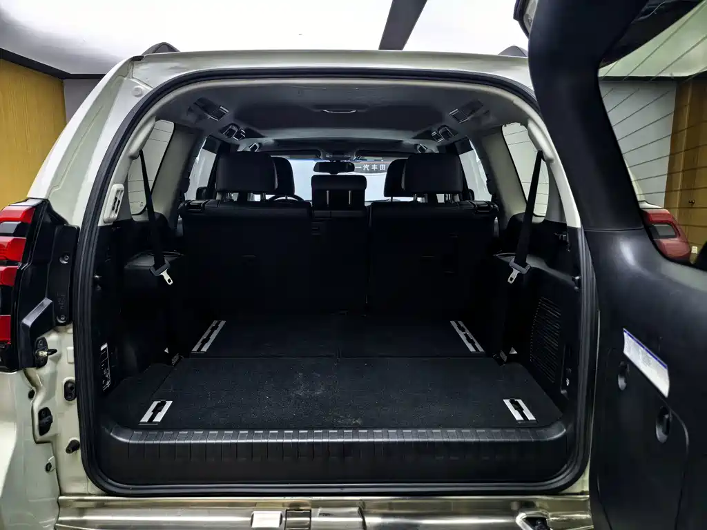 Toyota Prado — миниатюра 18