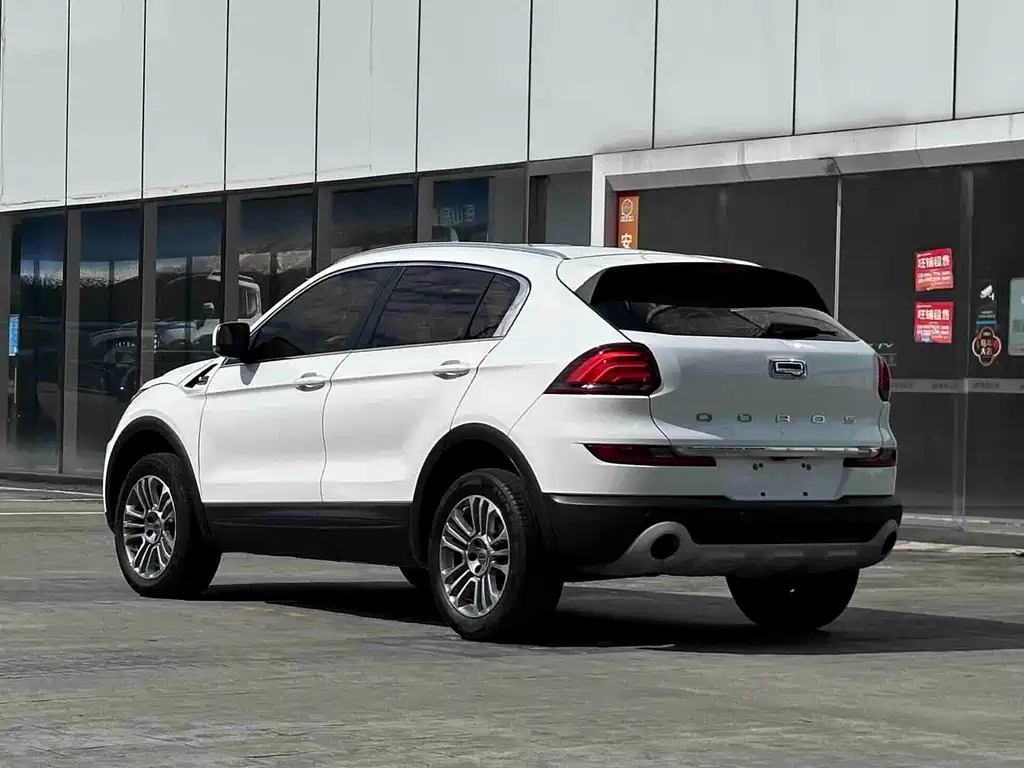 Qoros Qoros 5 — миниатюра 6