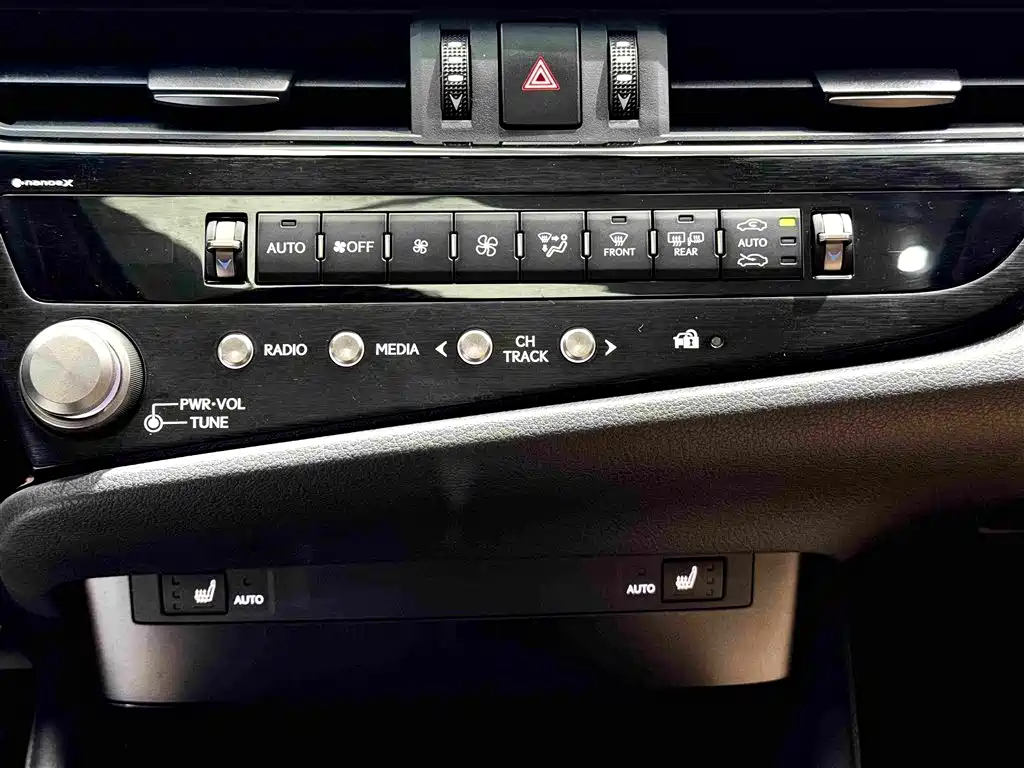 Lexus ES — фотографии объявления, Фото 11