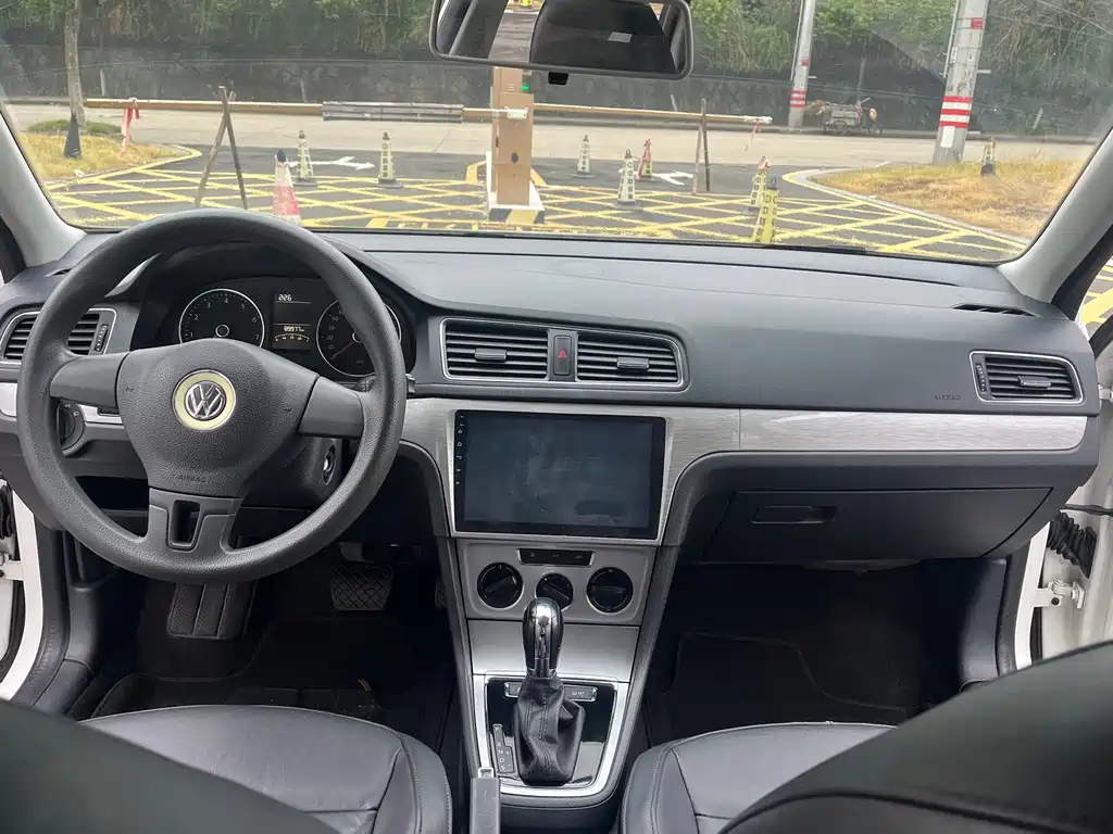 Volkswagen Gran Lavida — миниатюра 12