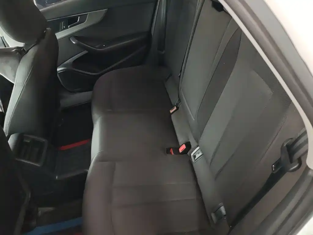 Audi A4L — миниатюра 17