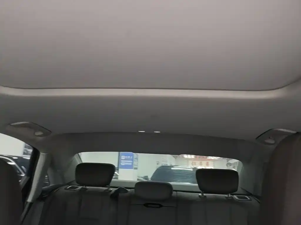 Audi A4L — миниатюра 18