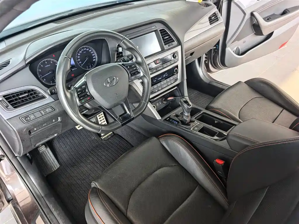 Hyundai Sonata — миниатюра 19
