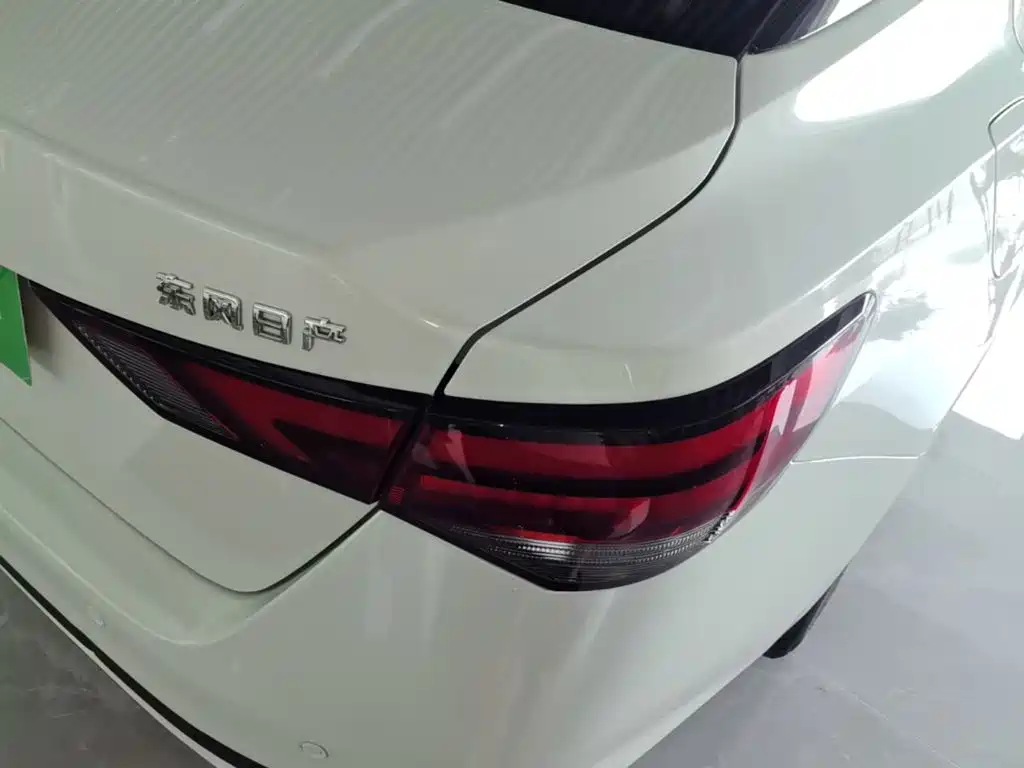 Nissan Sylphy — миниатюра 8