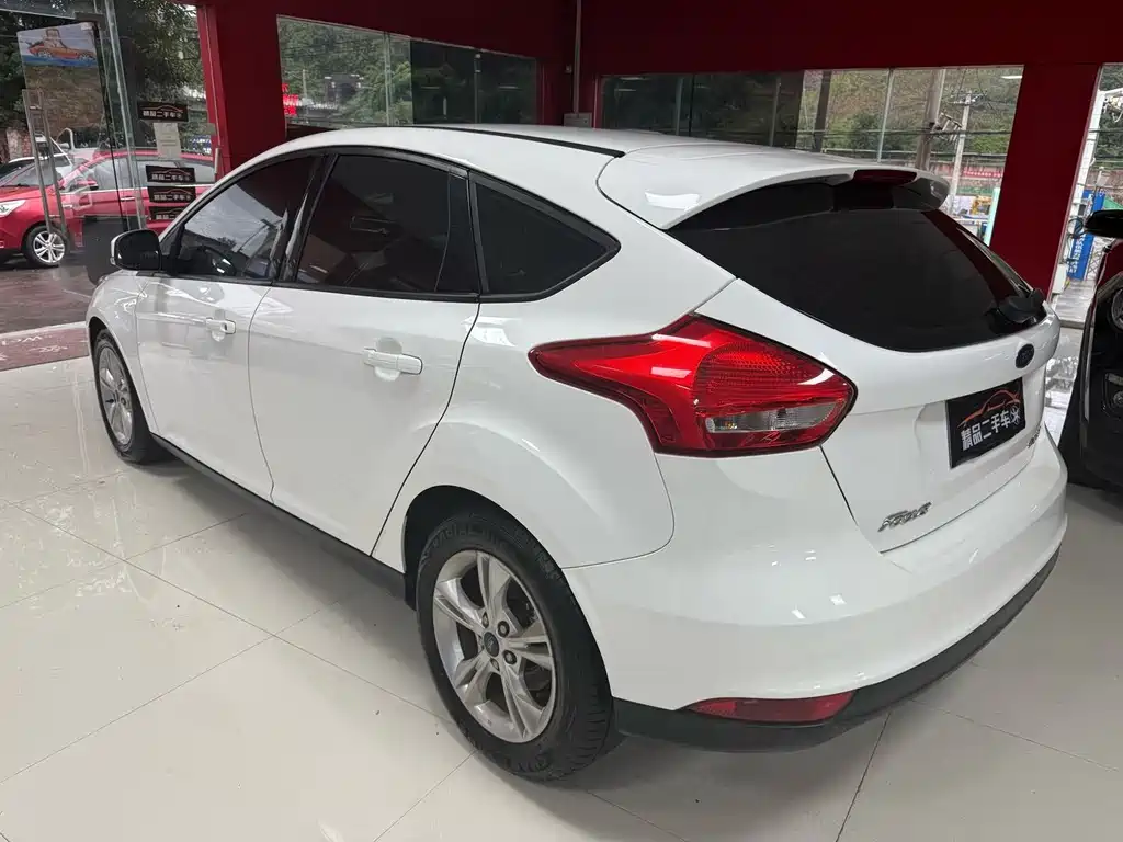 Ford Focus — миниатюра 9