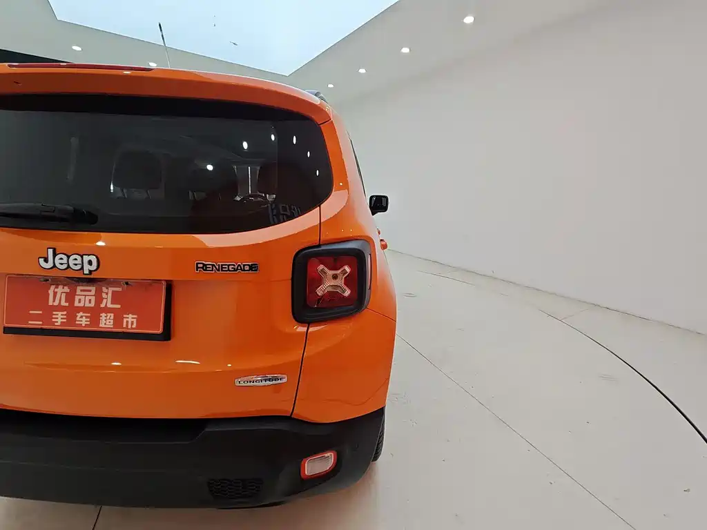 Jeep Renegade — миниатюра 24