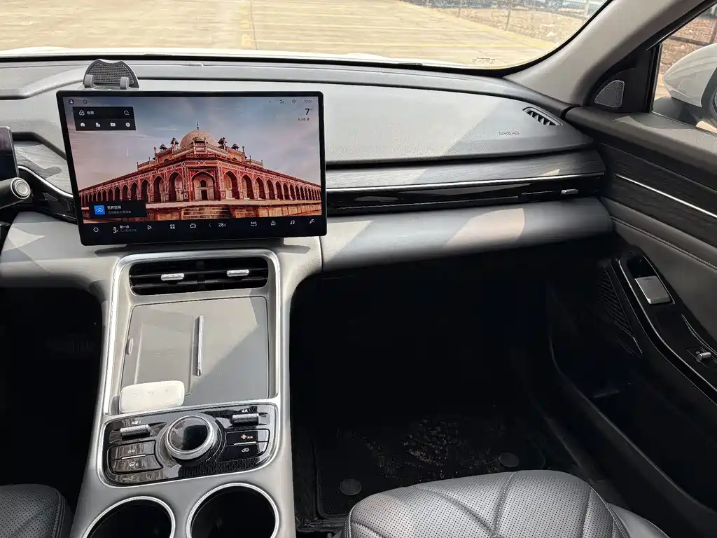 GEELY GALAXY GALAXY L6