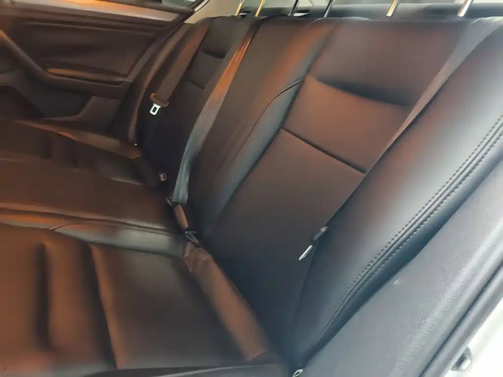 Volkswagen Bora — миниатюра 17