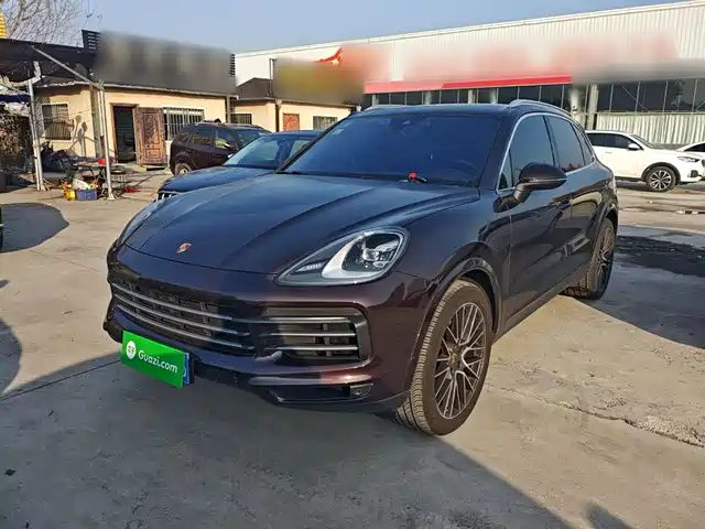 PORSCHE CAYENNE