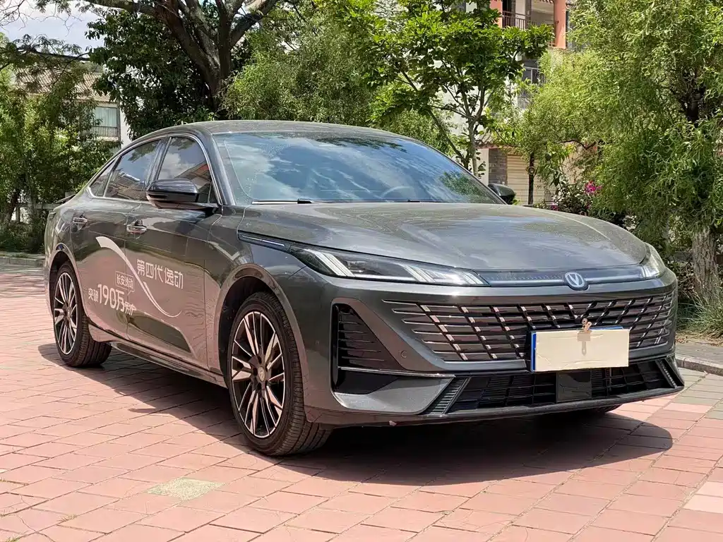 Changan Eado — миниатюра 3