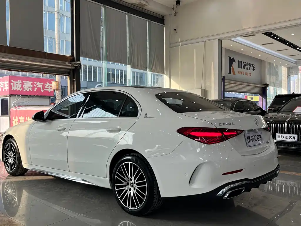 MERCEDES-BENZ C CLASS