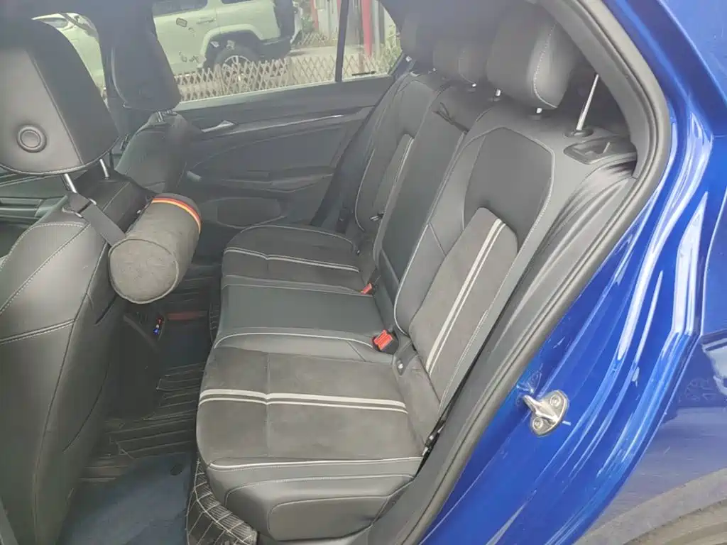 Volkswagen Golf — миниатюра 17